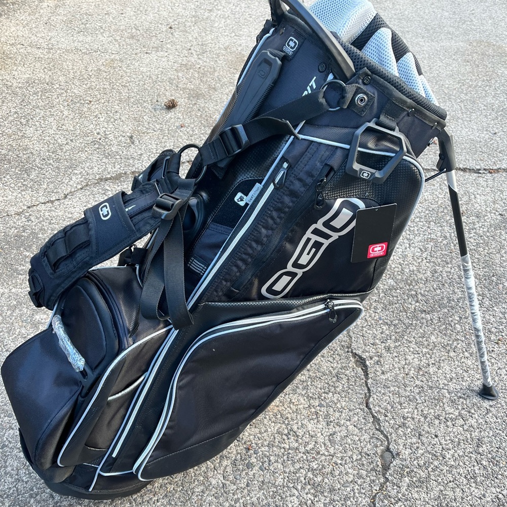 OGIO golf bag w/ tags